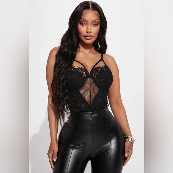 Fashion Nova Wanderlust Lace Bodysuit - Picture 2 of 8